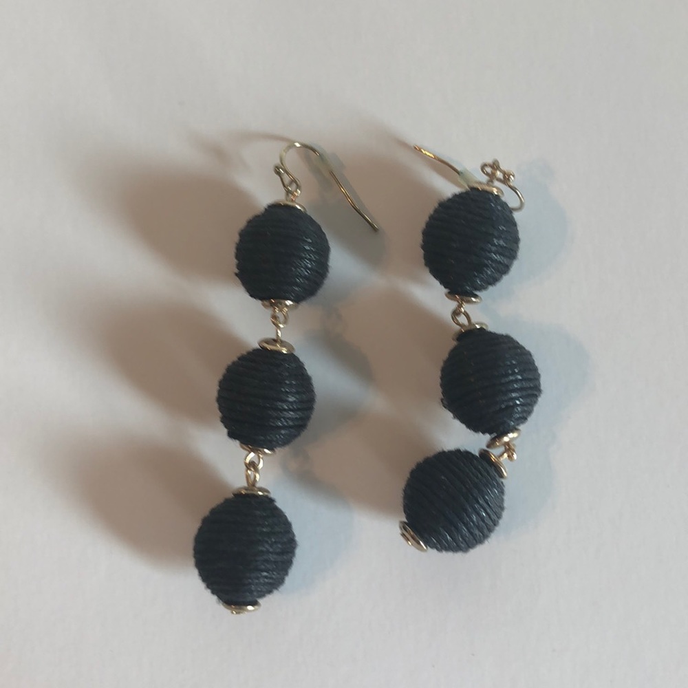 Dangle ball earrings